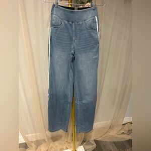 Halara High-Waisted Stretch Jeans w/ Side Stripe | XS | New